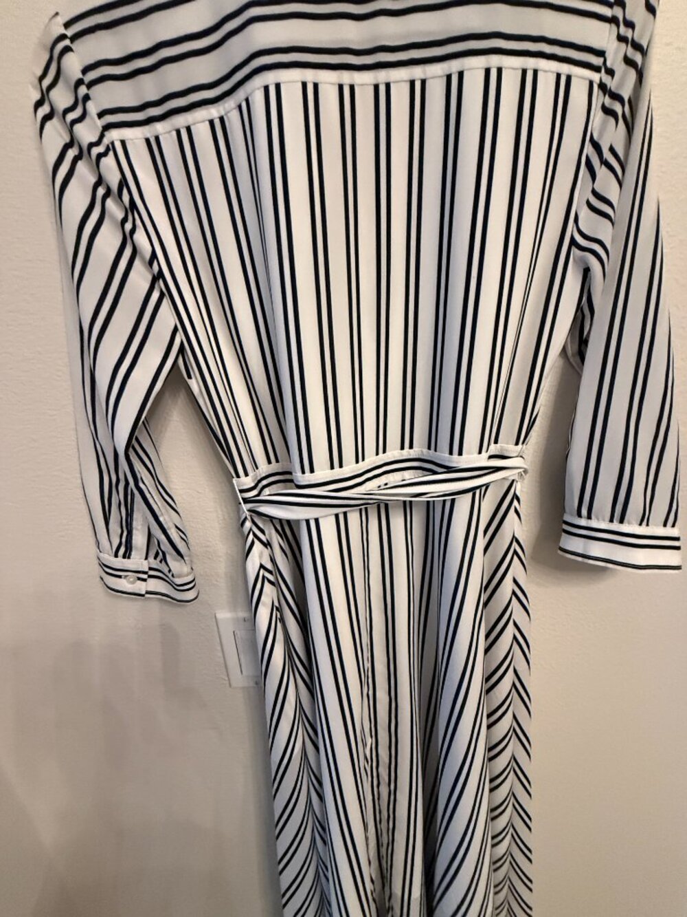 Banana Republic Dress - Size 6 - Picture 7 of 9